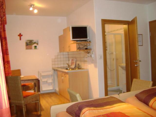 Hotel Weingut Zur Schlafmuetze à Herrnbaumgarten Chambre photo